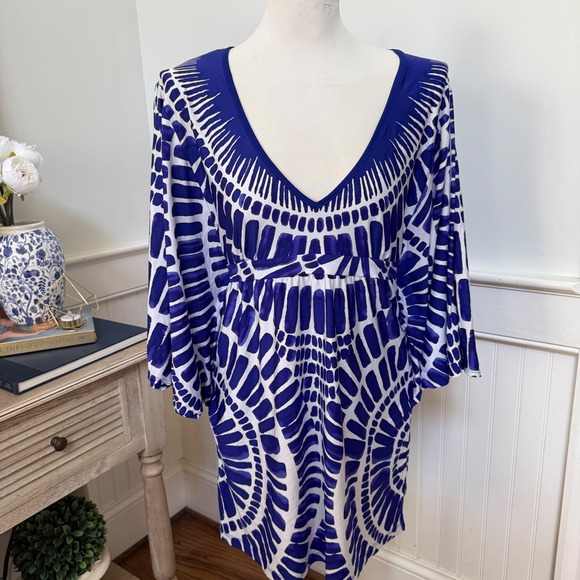 Trina Turk Dresses & Skirts - Trina Turk Blue White Geometric Tunic Mini Dress Kimono Sleeve Dashiki Print L
